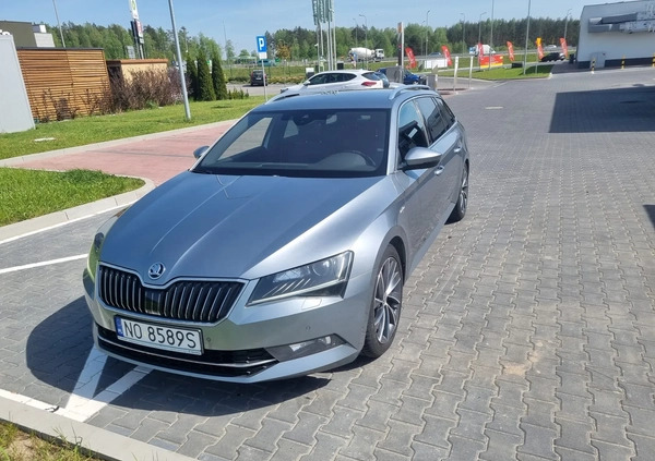 Skoda Superb cena 86000 przebieg: 273900, rok produkcji 2018 z Olsztyn małe 211